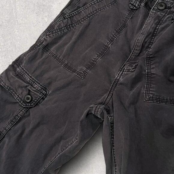 ★ American Eagle 2000’s Grey Women’s Cargo Pants w/ Multiple Pockets ★ - Picture 2 of 7